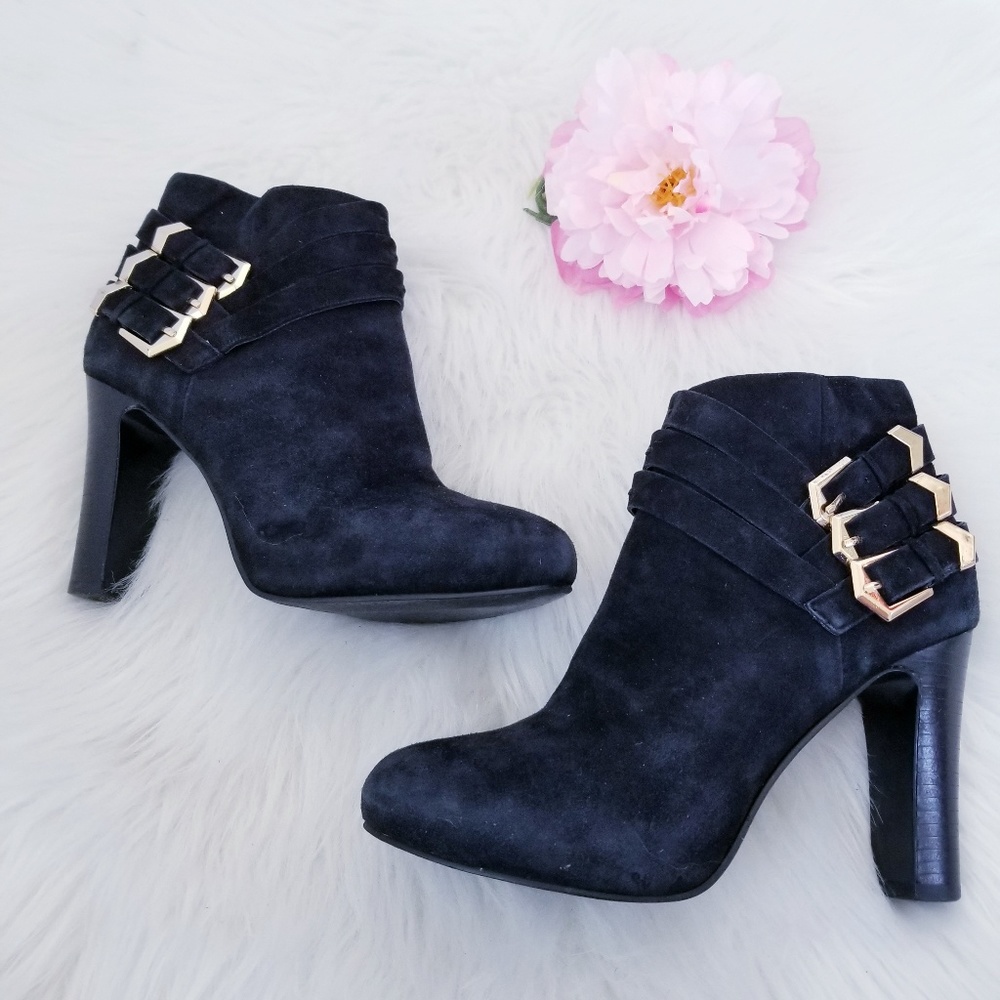 Guess LATOIAN Black Suede Ankle Boots Size 8 - Picture 1 of 8